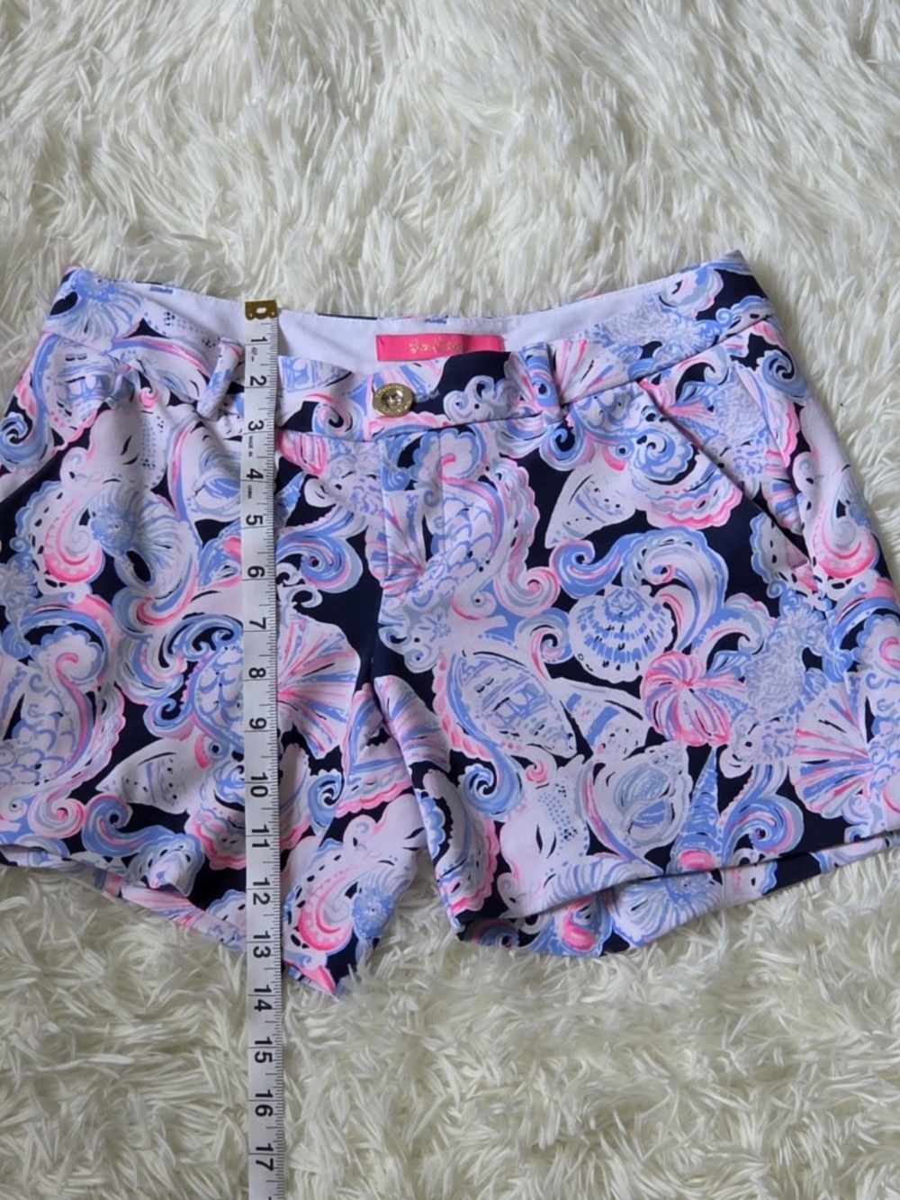 Lilly Pulitzer Shorts - Picture 7 of 9